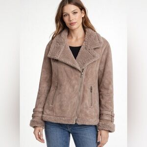 Genuine suede Penny Lane 70’s inspired jacket. Faux shearling. Size 8